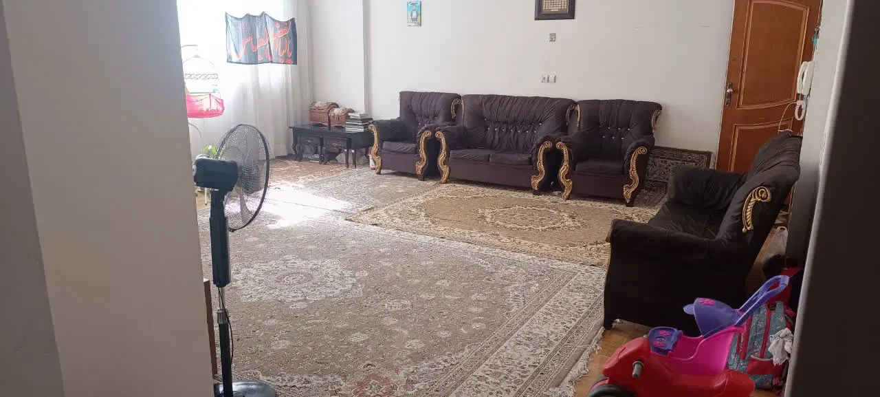 طبقه دوم آپارتمان 79 متری دوخوابه