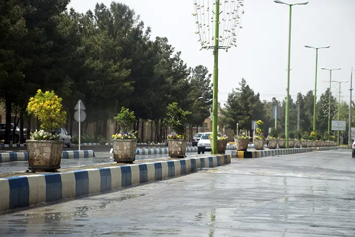تجاری بر بلوار اصلی گرگاب