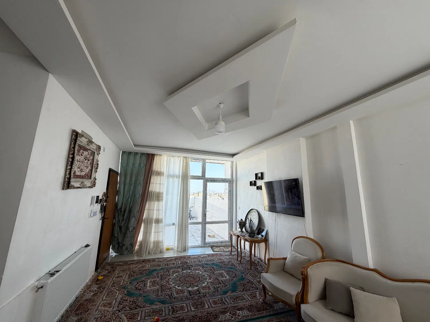 آپارتمان دو خواب با آسانسور پارکینگ