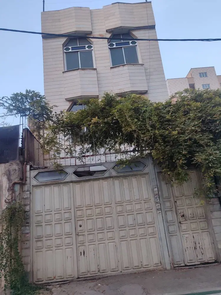 ۵۰متر خانه در ۴ طبقه دربست