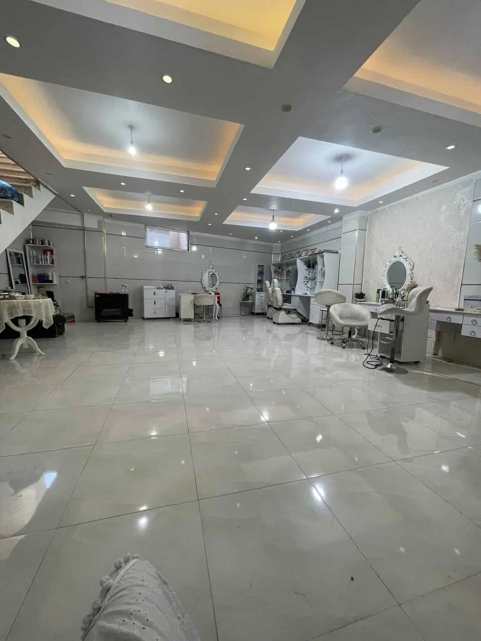 اجاره زیر زمین تجاری لوکس