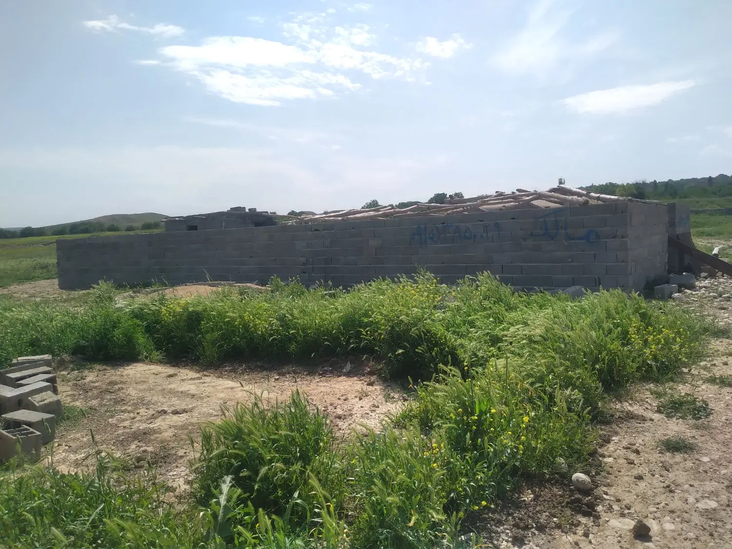 یک قطعه زمین واقع در خ ایران خودرو