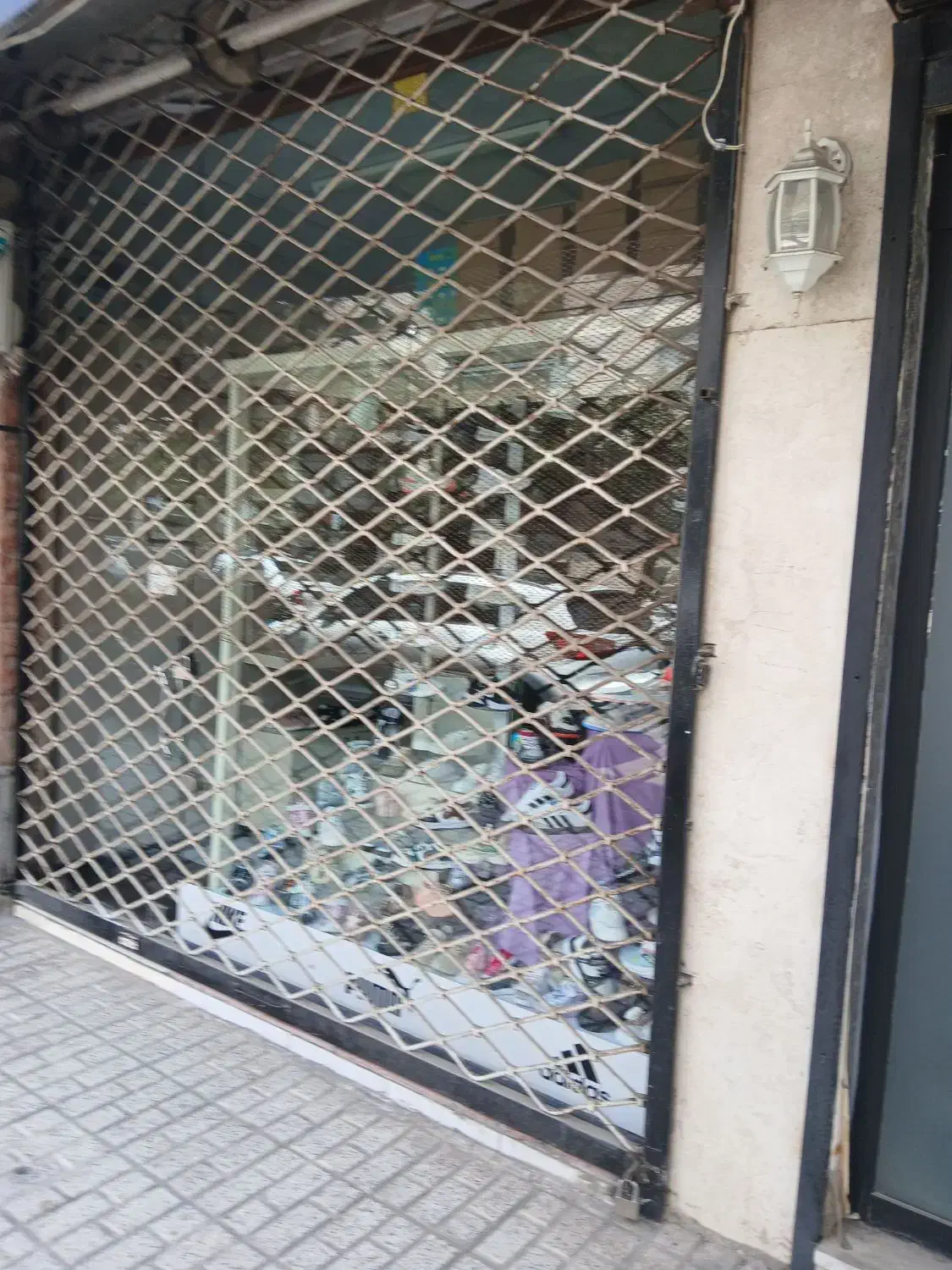 اجاره انبار ۱۲ متری