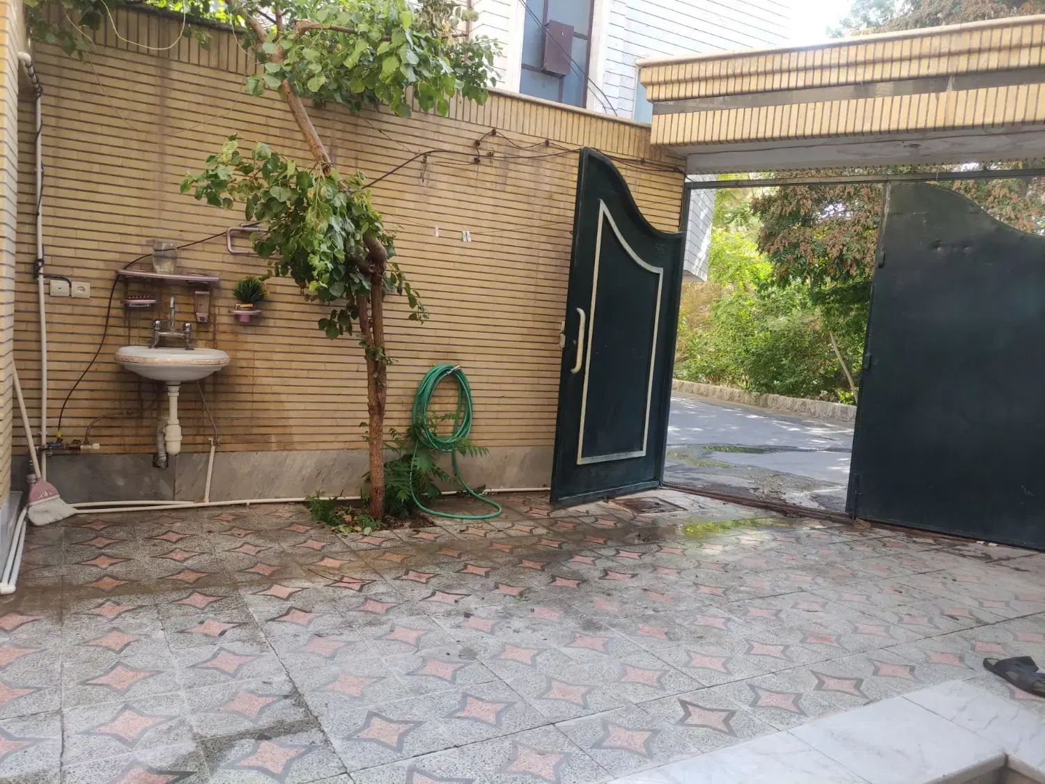 فروش منزل مسکونی دو طبقه راه مجزا