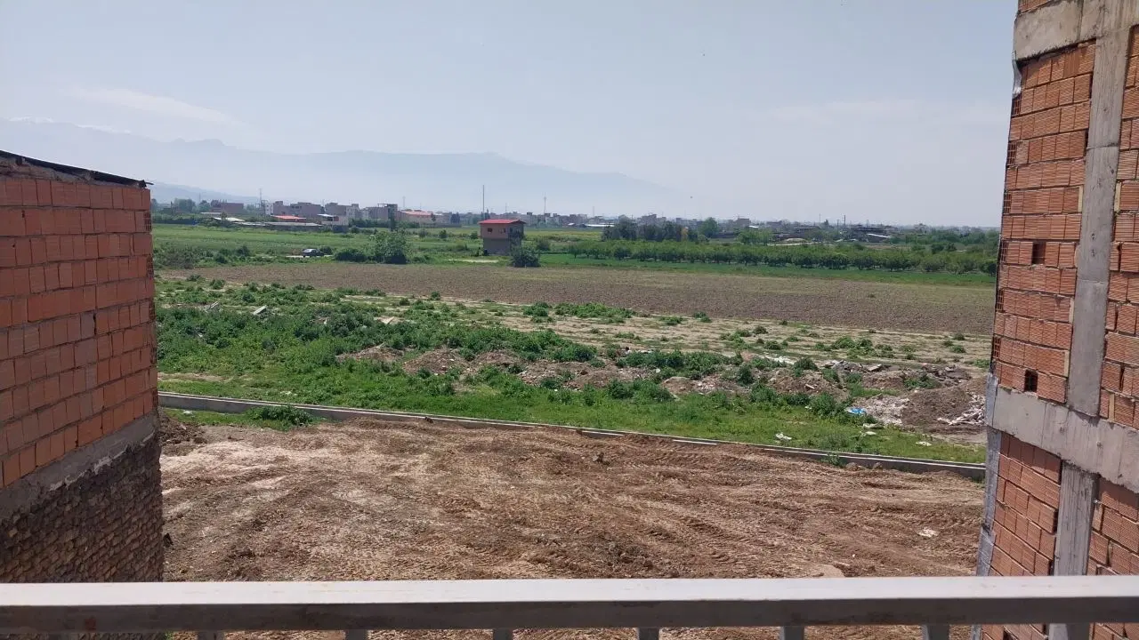زمین سیادک