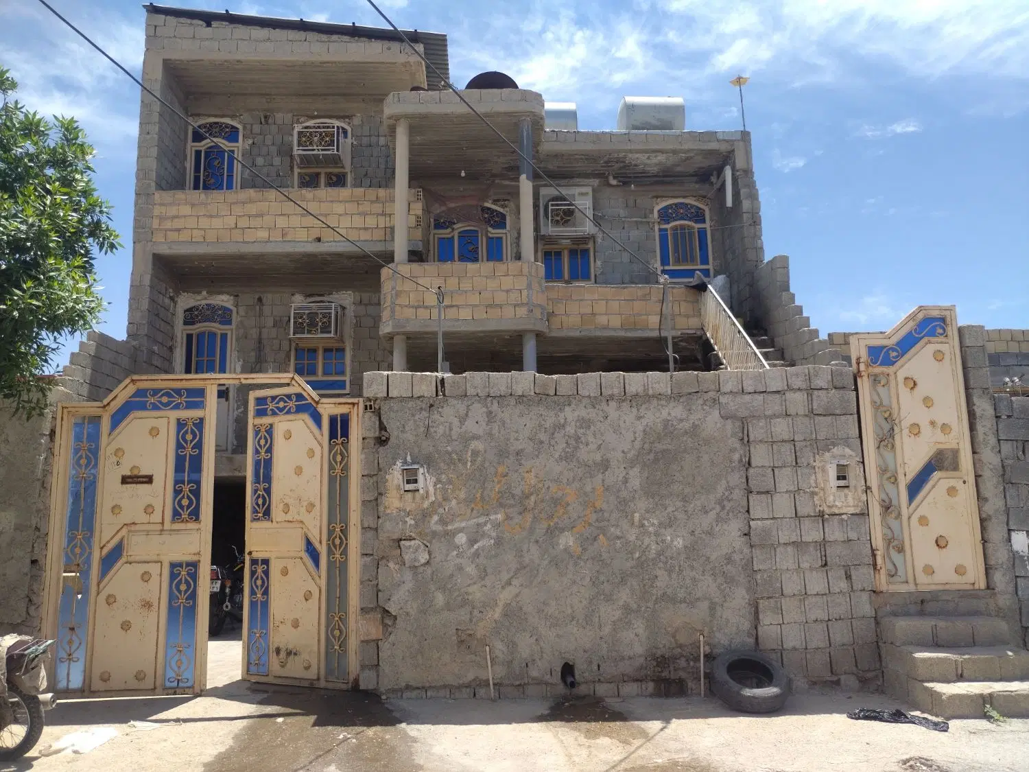 فروش منزل مسکونی دو طبقه