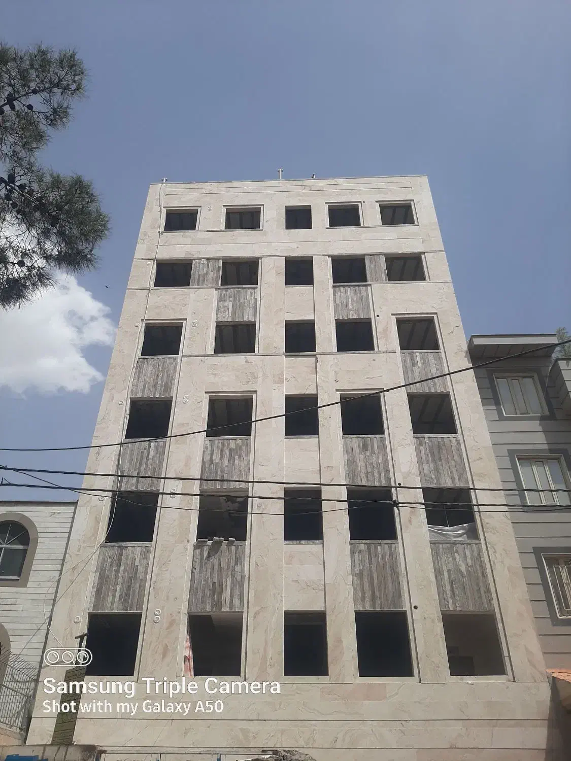 آپارتمان نوساز ۱۴۰۵ دو خوابه