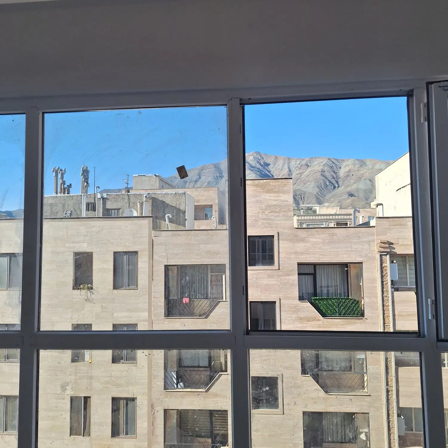 ۸۵ متر امیر اباد