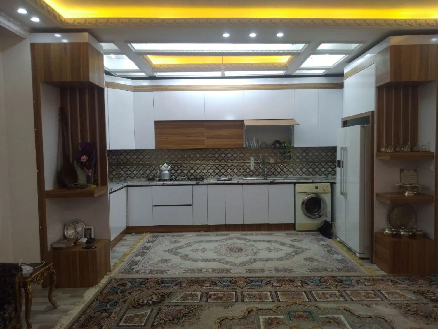 اجاره واحد کارشناسان طبقه ۲