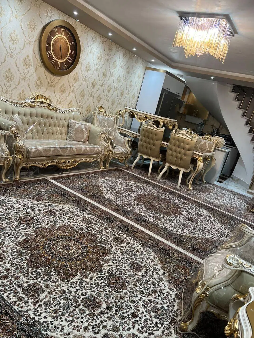 خانه ی تازه ساخت نقلی ویلایی مافی