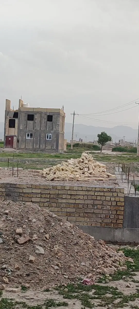 زمین دوبر خیابان با مجوز ساخت