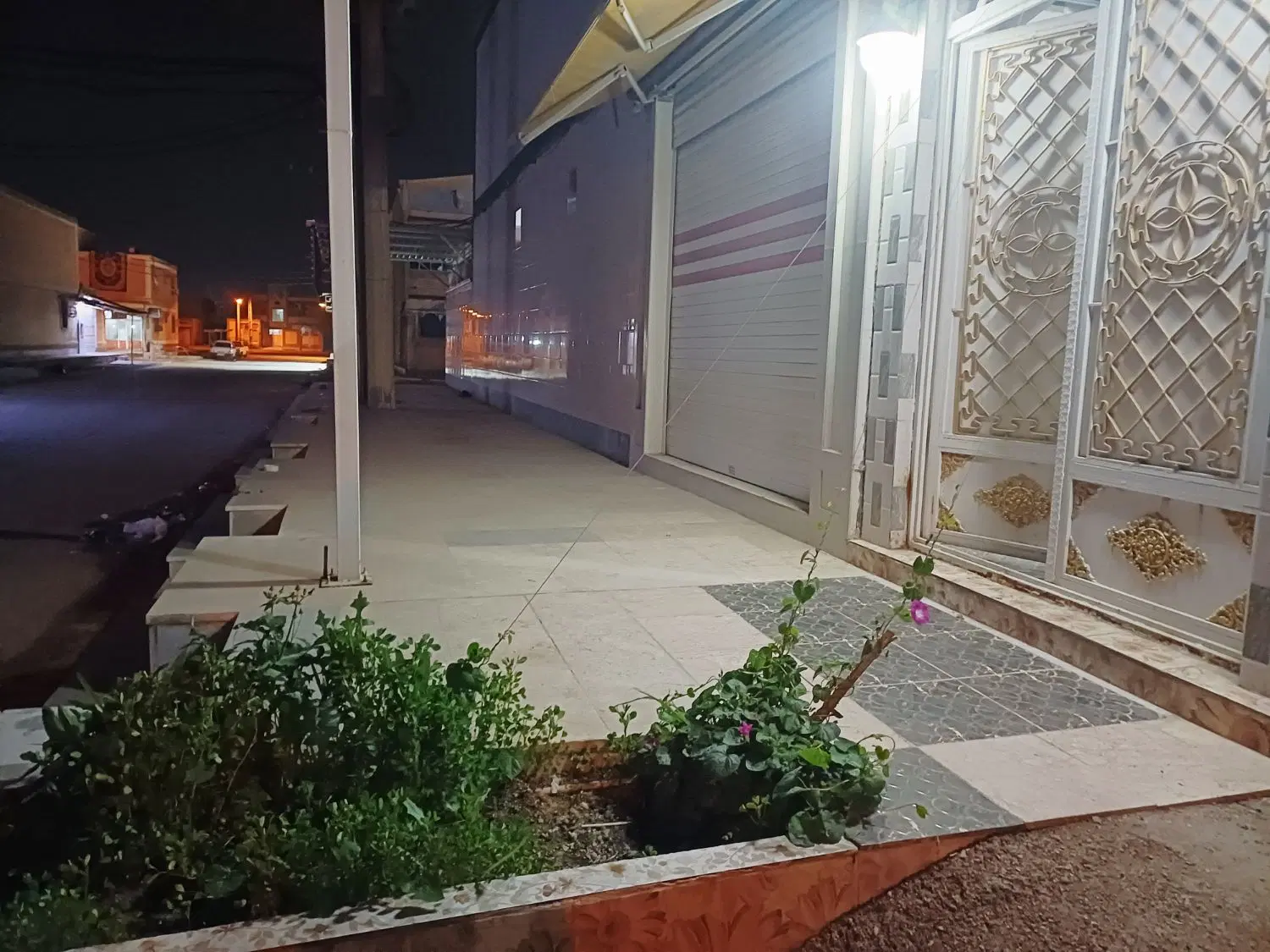 ویلای تجاری مسکونی فروش