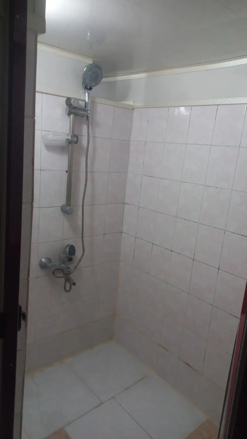 اجاره سرویس نقلی راه جدا بر خ بهروش