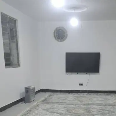 خانه طبقه اول  شهرک بهرامی لاله هشت