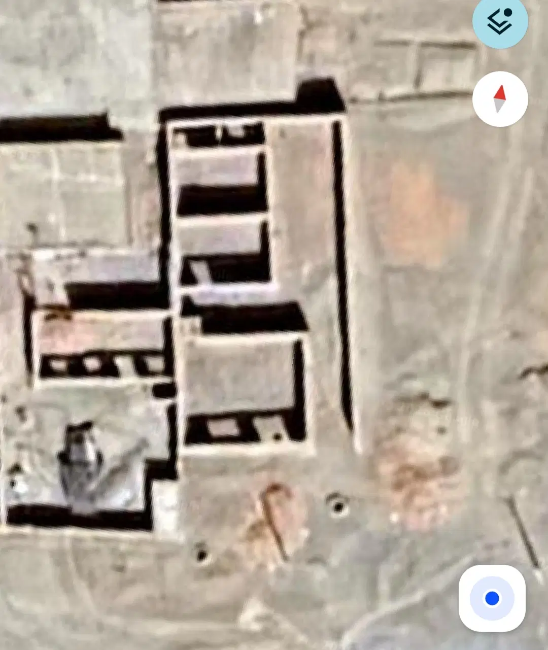 زمین نیمه آماده چاه رحمان