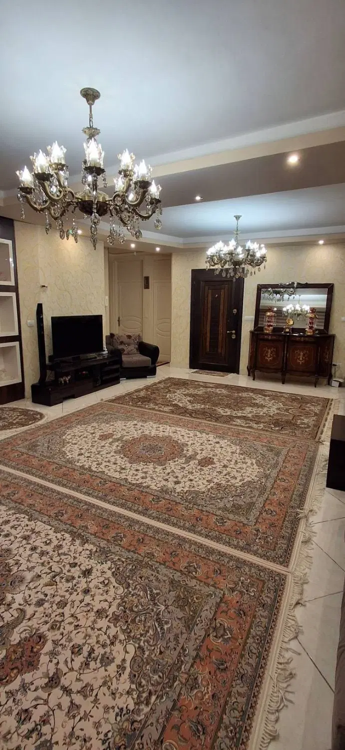 اپارتمان در ولیعصر دو