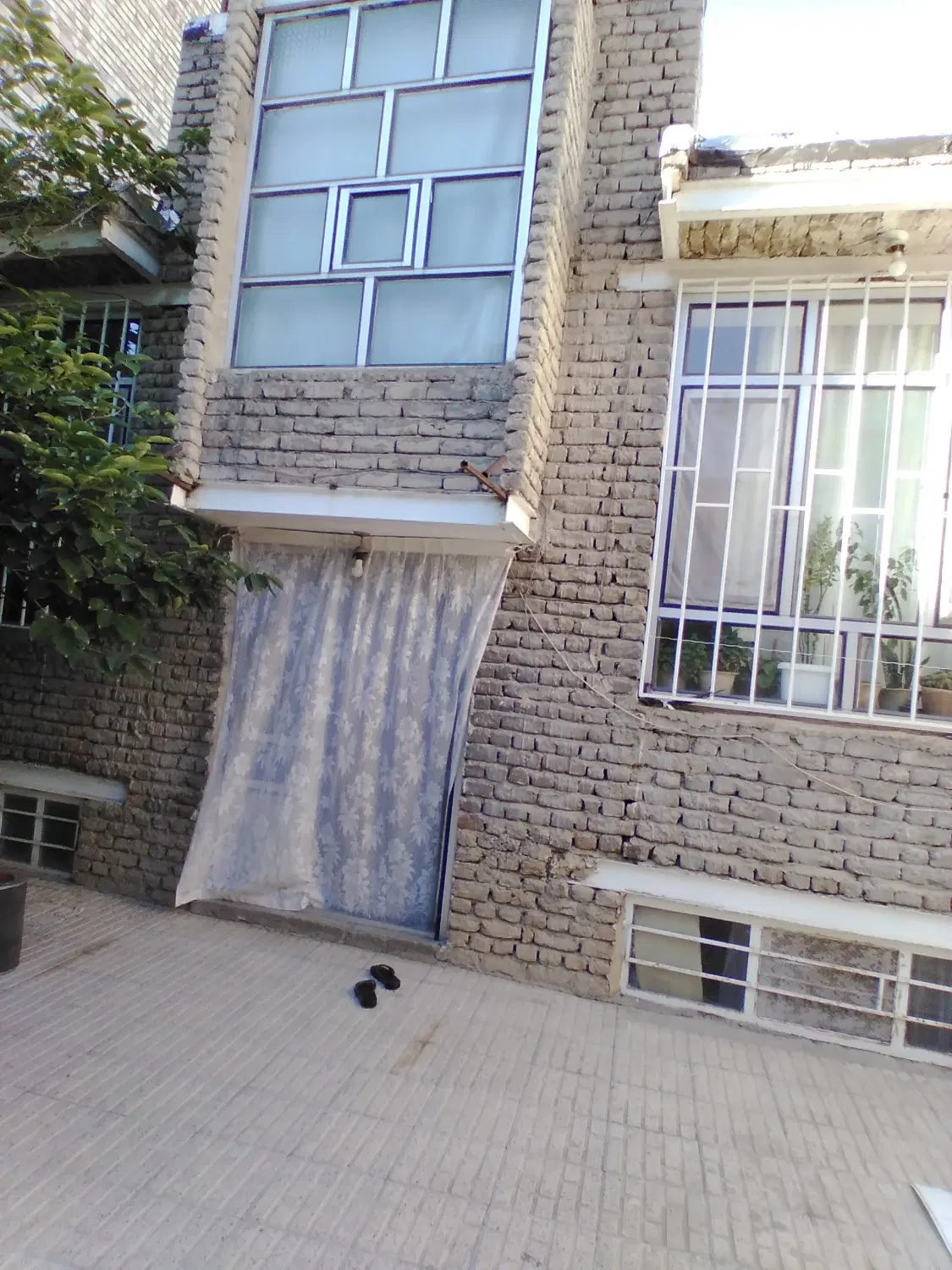 خانه ویلائی صدوقی کوچه مرندی ۱۲ متری