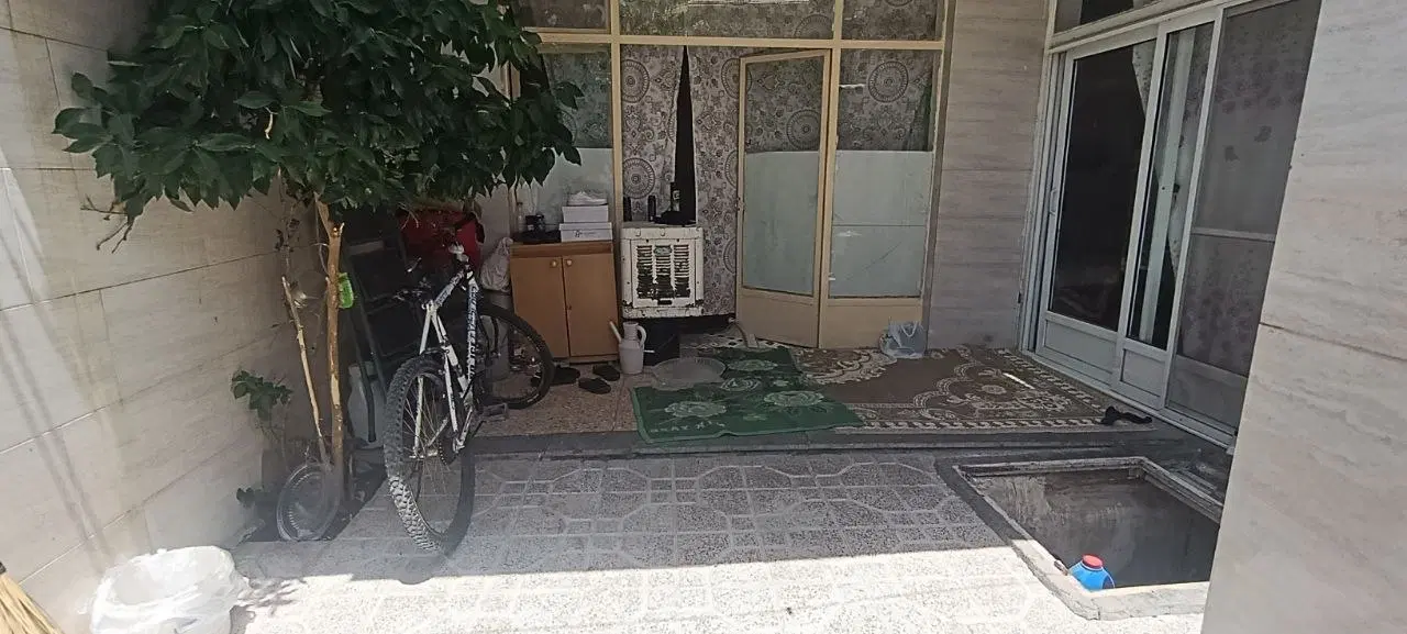 ویلایی۸۵ متری دربست
