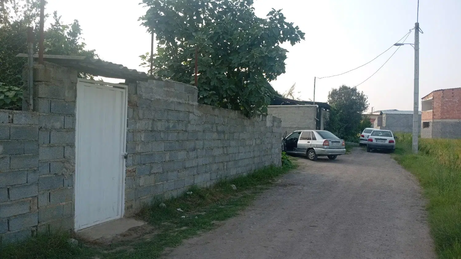 زمین مسکونی ۱۰۰متری
