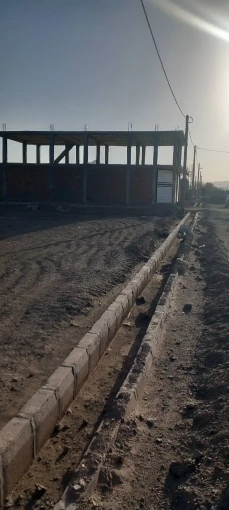 زمین دادگستری