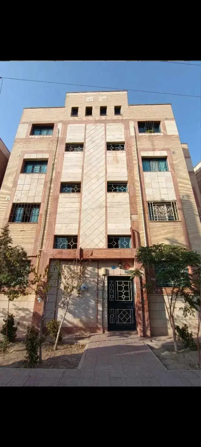 فروش ۸۷ متری فاز۲ سند تک برگ همکف