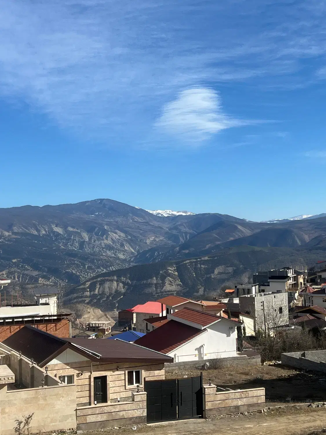 زمین ۲۵۷متری درشهرک پرواز