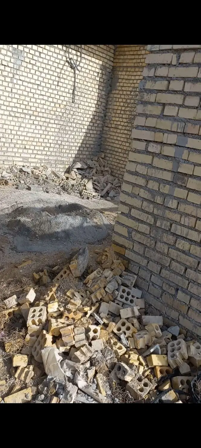 خانه نیمه کاره اخر بنه سهراب