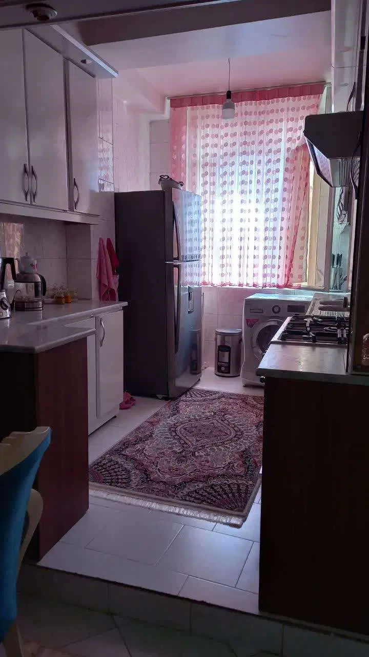 تک واحدی ۷۰ متری سنددار