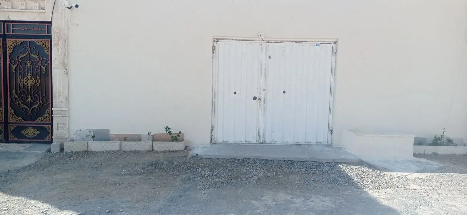زمین وپارکینگ