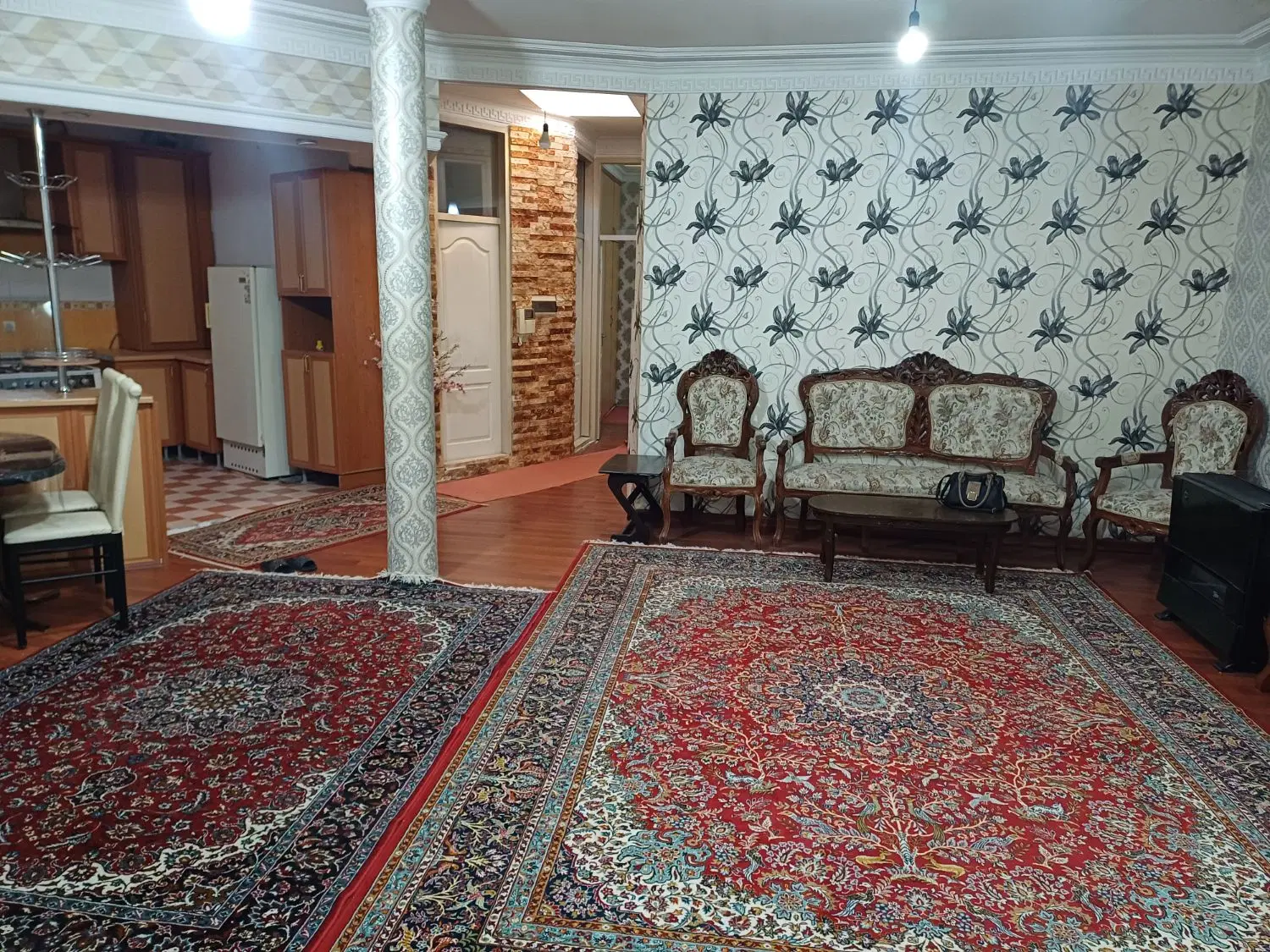 اجاره سویت نزدیگ پارگ ایل کلی پارگنیگ دار
