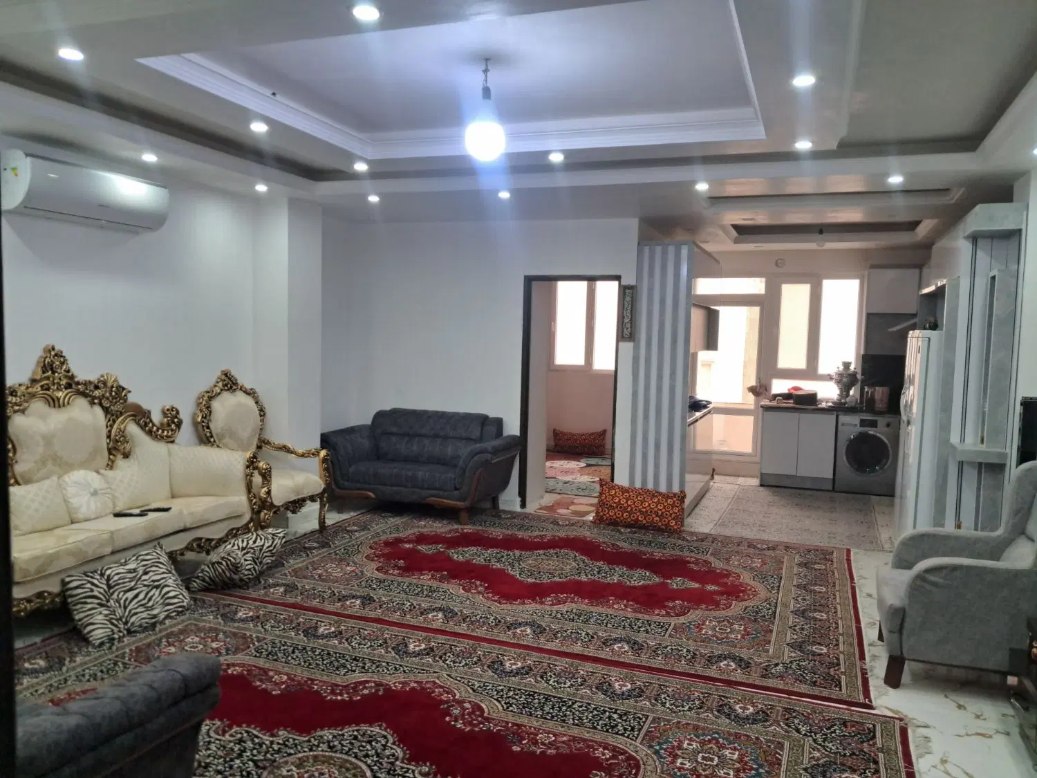 فروش ۲ طبقه از ساختمان ۴ طبقه