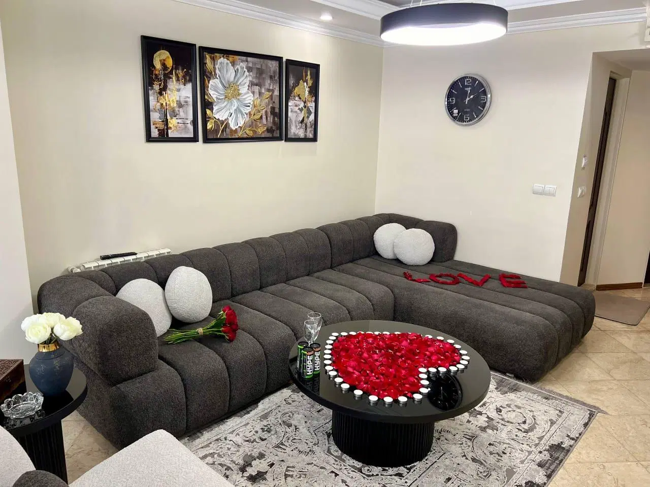 اجاره روزانه دوخواب ۹۰ متری مبله شیک هفت تیر