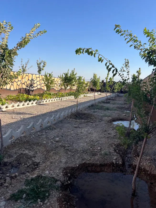 باغ اماده اب شرب چاه موتور با سهمیه برق ماریان