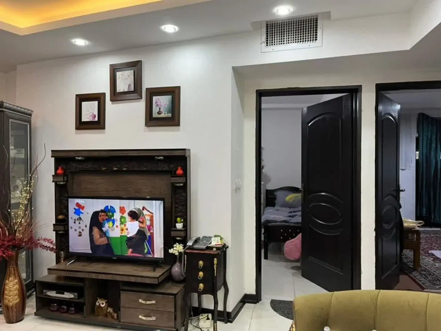 واحد ۹۰ متر ۲خواب همکف حیاط اختصاصی