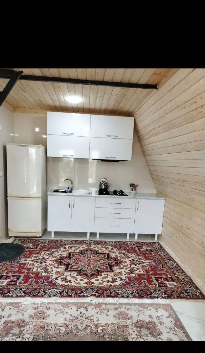 اجاره روزانه_هفتگی_ماهانه کلبه سوییسی وارش ۵۰ متری