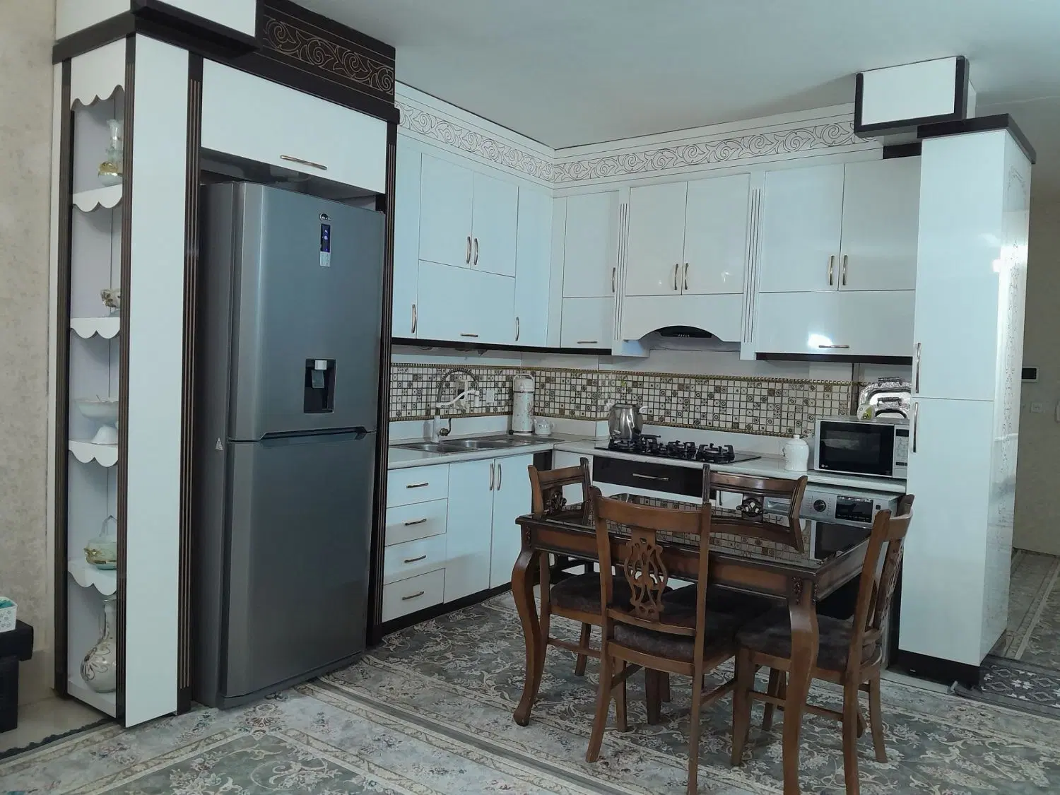آپارتمان 110 متری تک واحدی