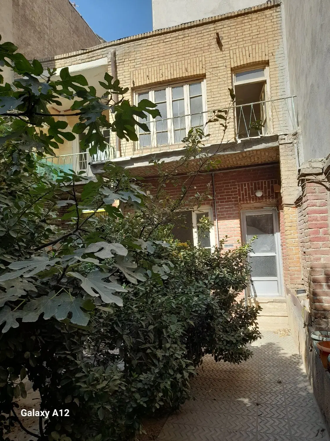 کلنگی ۱۸۲ متری لوکیشن بی نظیر