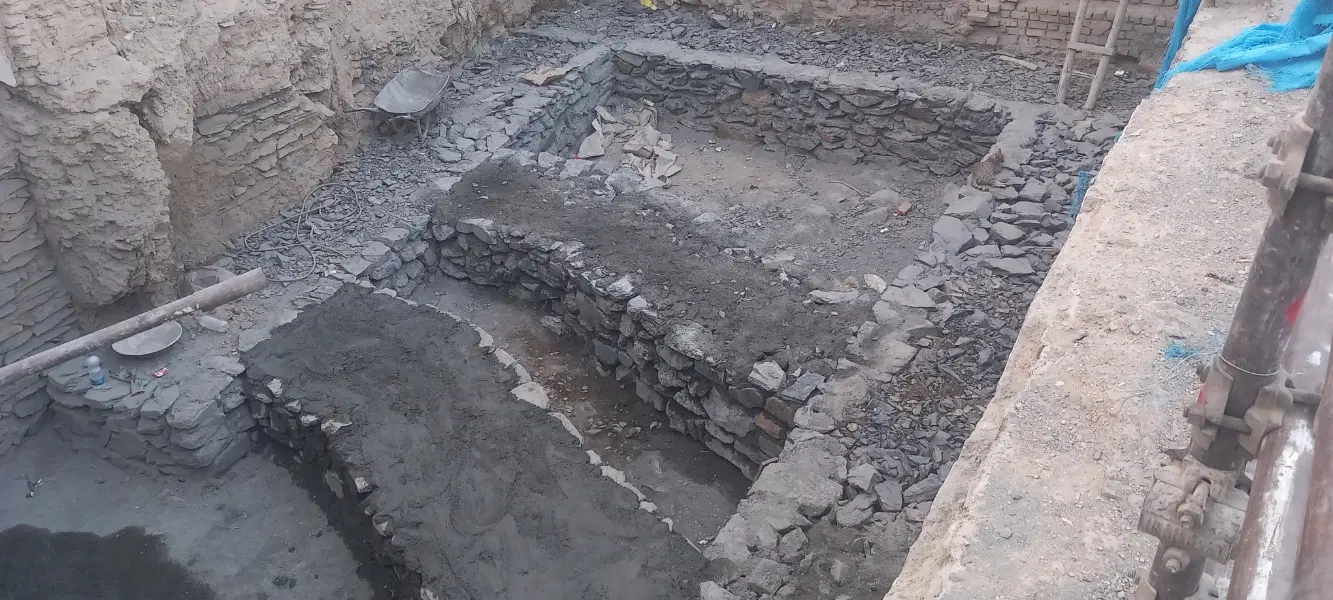 زمین همراه با مجوز ساخت