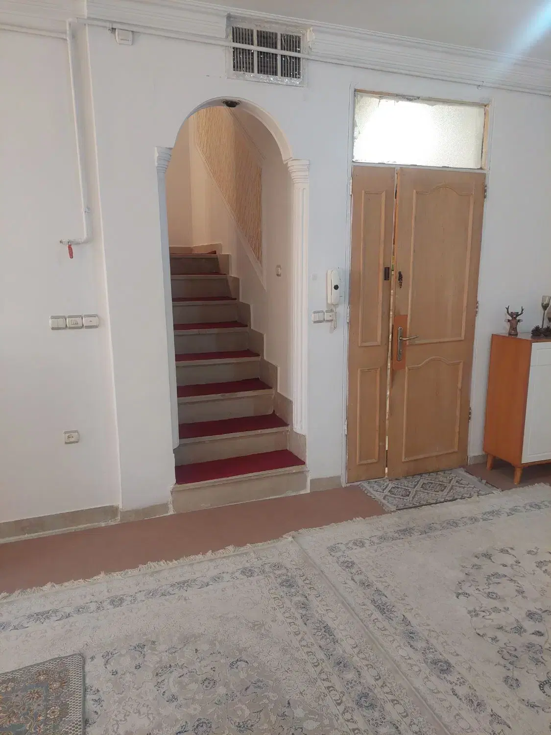 منزل  اجاری طبقه اول یک خوابه