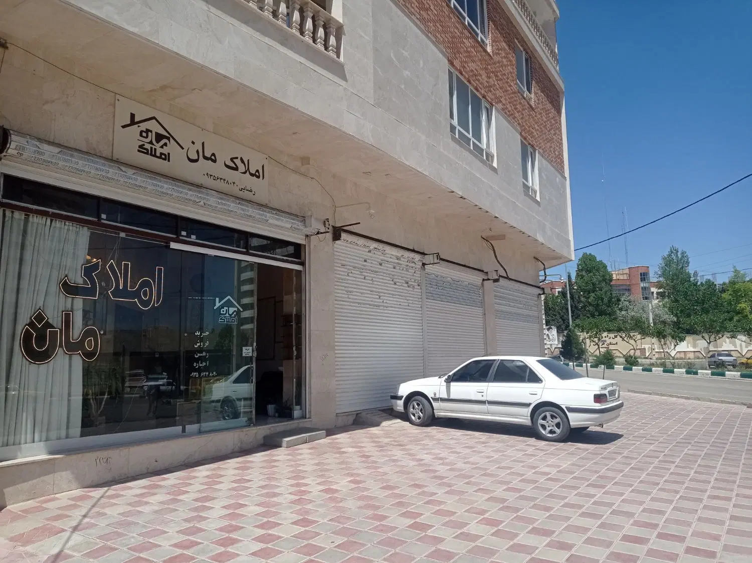 فروش واحد82متری مهرگان بلوک8 پویاسازه پاسارگادرMAN