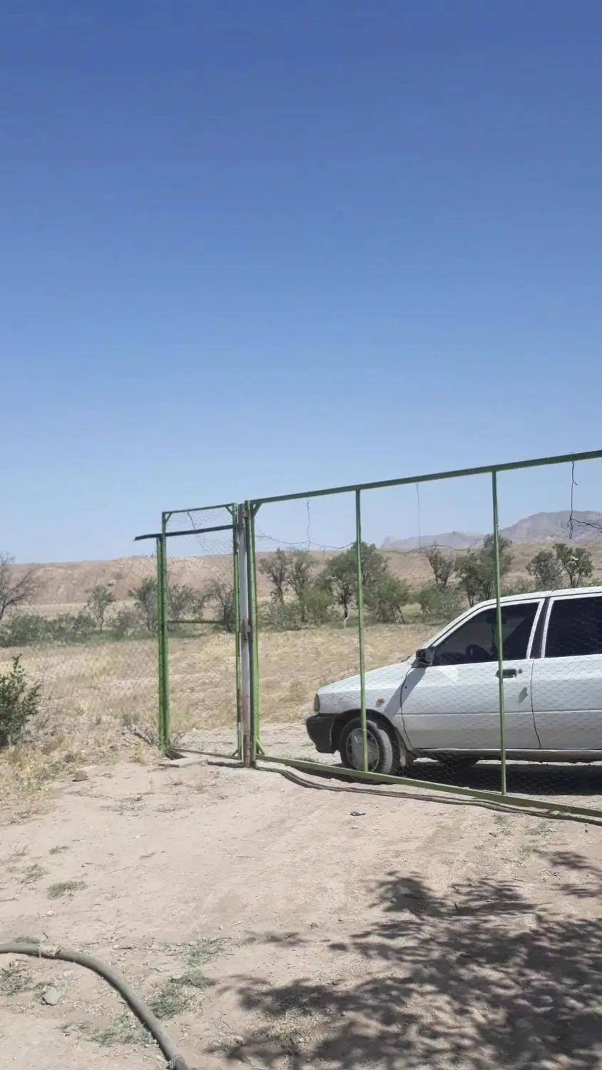 باغ دشت لویین
