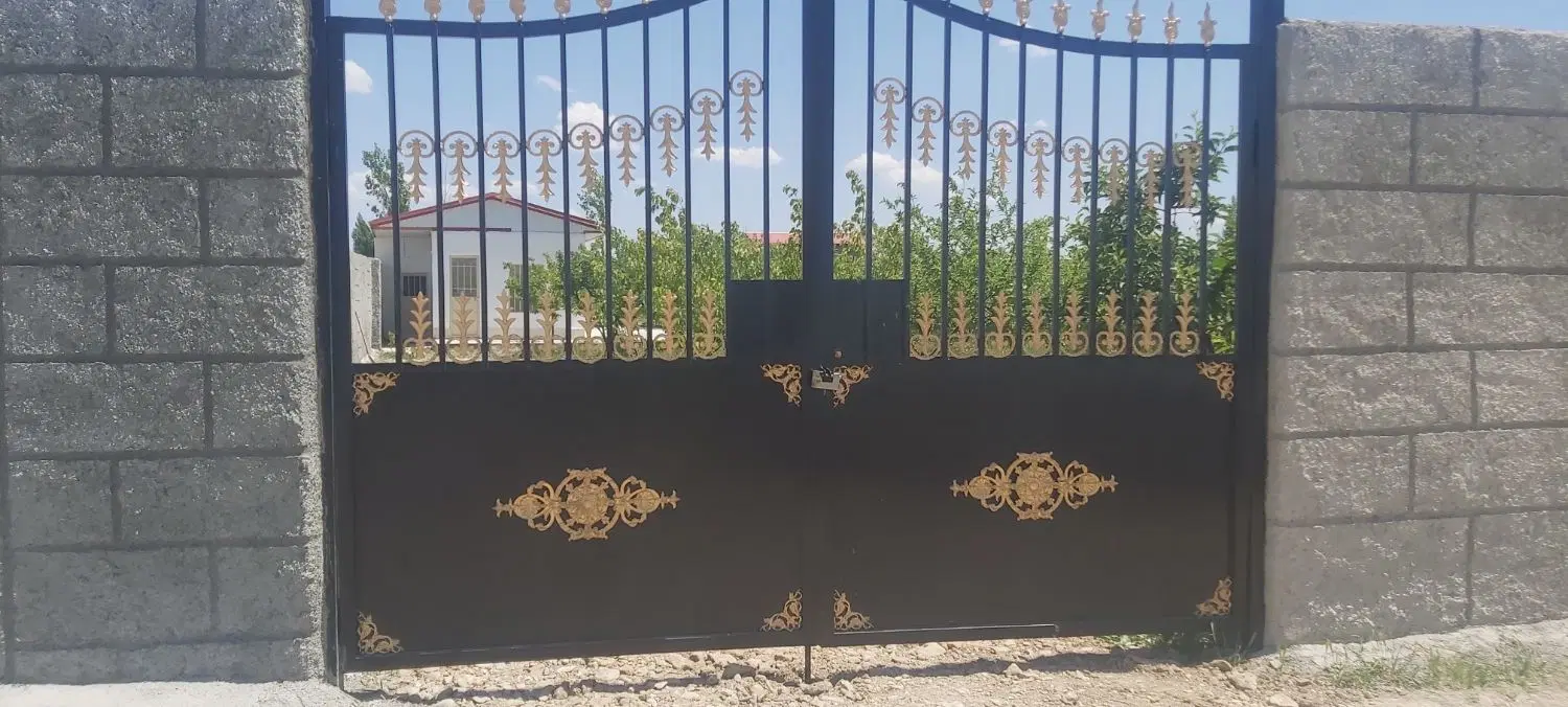 باغ ۸۴۰دو نبش قابل معاوضه با زمین خالی در  اسپیران