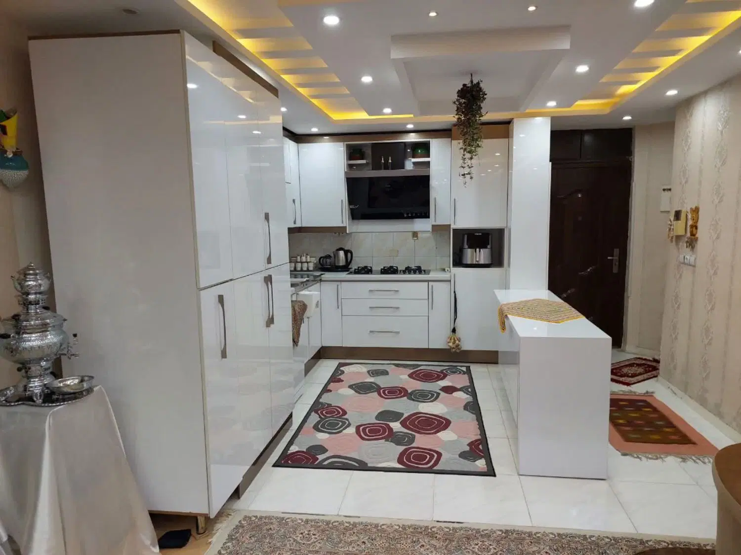 آپارتمان ۱۰۰متری