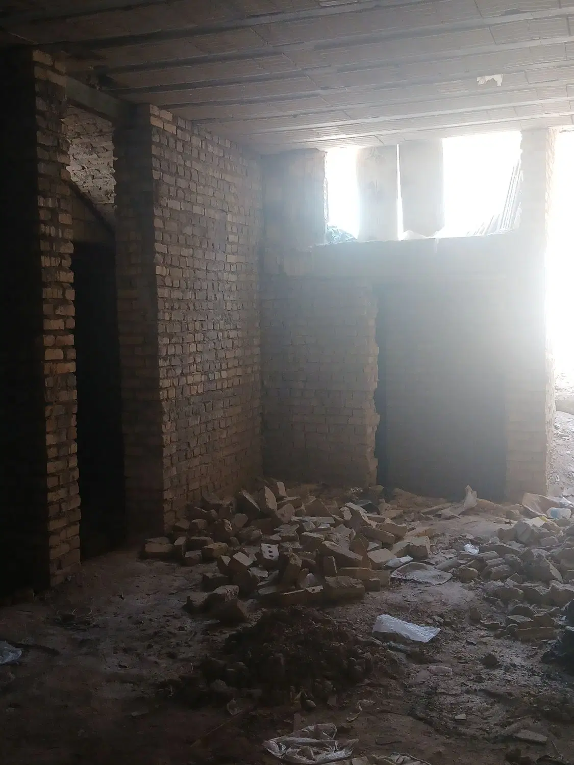 بنا نیمه ساز