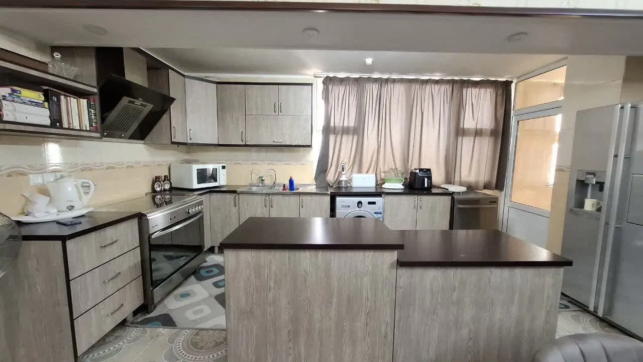 آپارتمان ۸۵ متری ، بر فردوسی