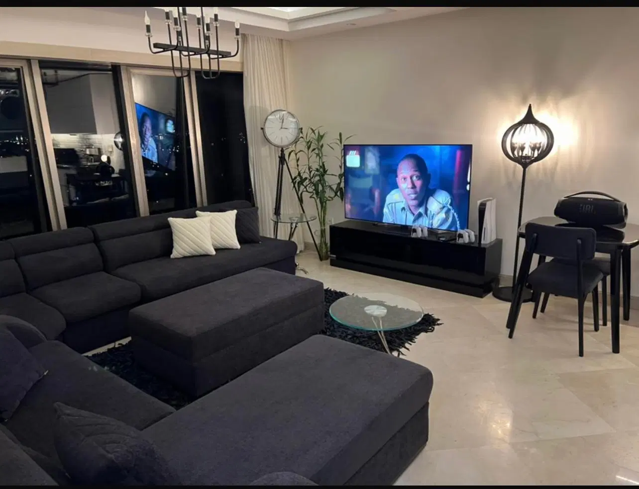 ۷۵ متر در حدصفر نزدیک حاشیه وکیل اباد اقبال