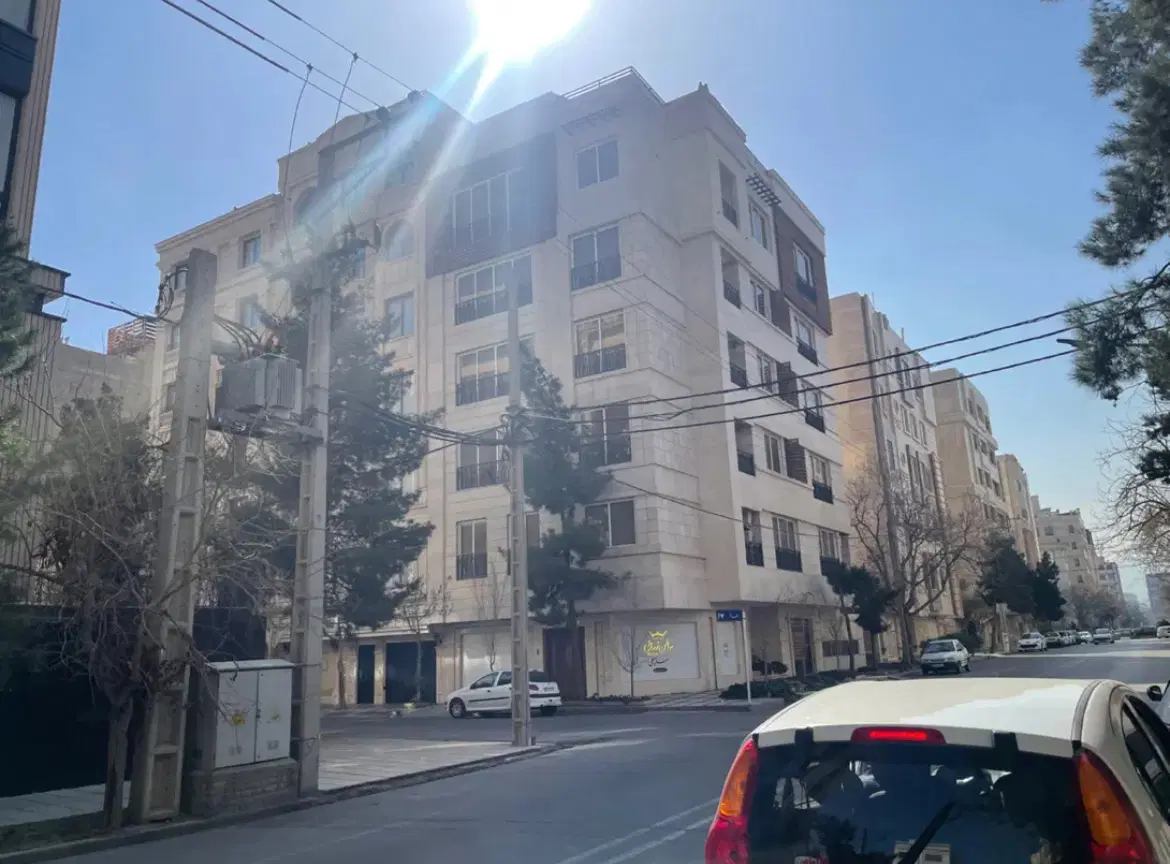 فروش ویلایی ۲۵۰ متری جنوبی ۷سقف پروانه تسویه