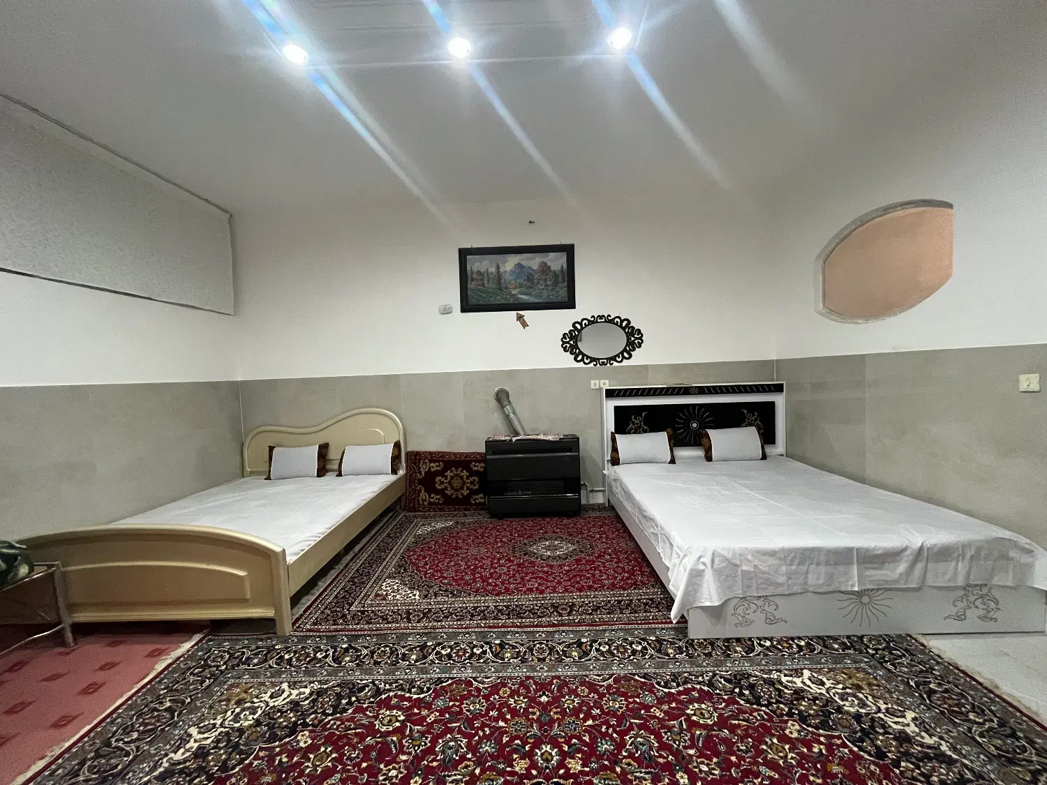 سوییت_مسافرخانه ظهور