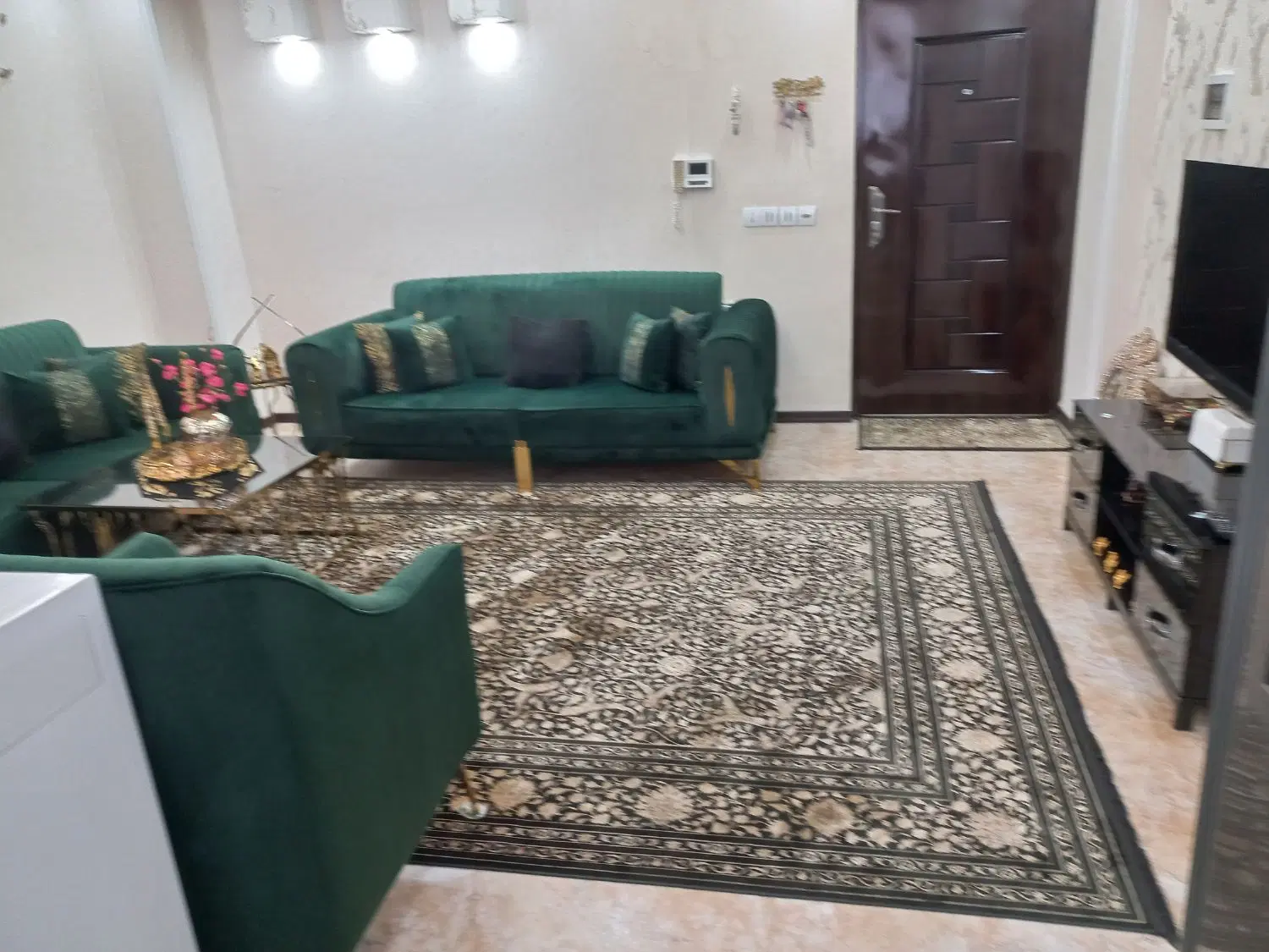 رهن واحد ۶۳ متری