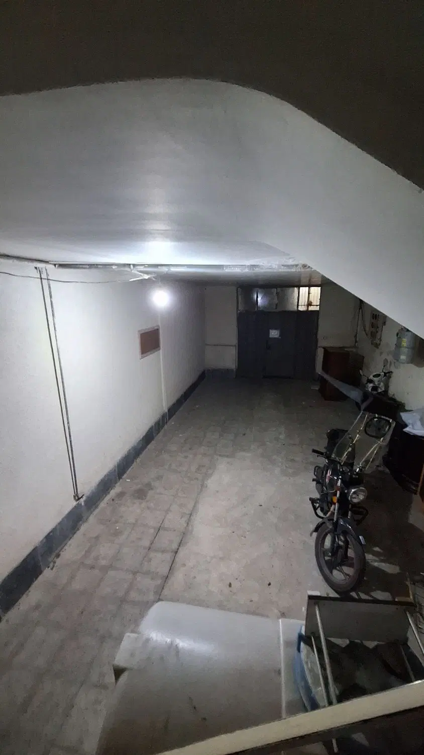 فروش آپارتمان ۵۵ متری حصارک بالا زیر قیمت